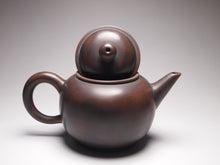 Load image into Gallery viewer, 120ml Shuiping Nixing Teapot by Wu Sheng Sheng 吴盛胜坭兴水平壶