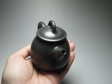 Load image into Gallery viewer, 115ml Dark Grey Oval Nixing Teapot by Li Wenxin 李文新泥兴壶