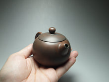 Load image into Gallery viewer, 105ml Xishi Nixing Teapot 坭兴西施