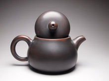Load image into Gallery viewer, 115ml Junle Nixing Teapot by Wu Sheng Sheng 吴盛胜坭兴君乐