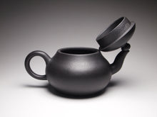 Load image into Gallery viewer, Heini (Wuhui Zhuni) Pear Yixing Teapot, 捂灰朱泥梨形壶, 120ml