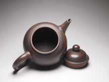 Load image into Gallery viewer, 120ml Shuiping Nixing Teapot by Wu Sheng Sheng 吴盛胜坭兴水平壶