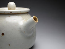 Load image into Gallery viewer, Jingdezhen Glazed Stoneware Classic Teapot, 手工茶壶, 120ml
