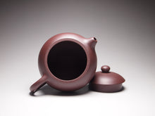 Load image into Gallery viewer, Lao Zini Xishi Yixing Teapot 老紫泥西施 125ml