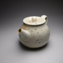 Load image into Gallery viewer, Jingdezhen Glazed Stoneware Elegant Teapot, 手工茶壶, 125ml