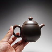 Load image into Gallery viewer, 125ml Long Spout Dragon Egg Nixing Teapot by Li Wenxin 坭兴龙蛋壶