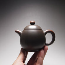 Load image into Gallery viewer, 125ml Long Spout Dragon Egg Nixing Teapot by Li Wenxin 坭兴龙蛋壶