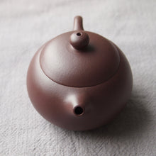 Load image into Gallery viewer, Lao Zini Xishi Yixing Teapot 老紫泥西施 125ml