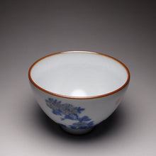 Load image into Gallery viewer, 125ml Qinghua chrysanthemum Moon White Ruyao Teacup, 青花月白汝窑茶杯