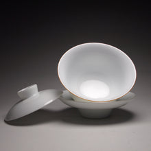 Load image into Gallery viewer, 110ml Classic Jingdezhen Porcelain Gaiwan with Brown Rim 甜白小福圆盖碗