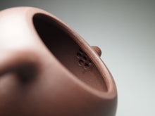 Load image into Gallery viewer, Dicaoqing Xishi Yixing Teapot, 底槽青西施, 130ml