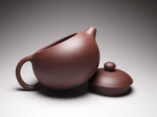 Load image into Gallery viewer, Dicaoqing Xishi Yixing Teapot, 底槽青西施, 130ml