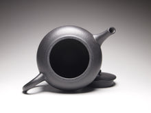 Load image into Gallery viewer, Heini (Wuhui Zhuni) Yuzhenzhiwan Yixing Teapot, 焐灰朱泥玉珍之玩, 110ml