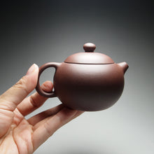 Load image into Gallery viewer, Dicaoqing Xishi Yixing Teapot, 底槽青西施, 130ml