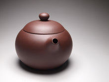 Load image into Gallery viewer, Dicaoqing Xishi Yixing Teapot, 底槽青西施, 130ml