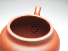 Load image into Gallery viewer, PRE-ORDER: Zhuni or Zhuni Wuhui (Heini) Yigong Lianzi Yixing Teapot, 135ml