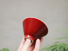 Load image into Gallery viewer, 140ml Fanggu Technique Sailboat and Mountains, Jihong and Qinghua Porcelain Douli Teacup 青花霁红杯