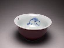 Load image into Gallery viewer, 140ml Fanggu Jihong and Qinghua Cat Porcelain Teacup 青花霁红杯