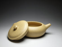 Load image into Gallery viewer, Benshan Lüni Xiangyu Yixing Teapot 本山绿泥香玉 140ml