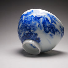 Load image into Gallery viewer, Qinghua Landscape Chicken Heart Jingdezhen Porcelain Teacup, 重工青花山水鸡心杯