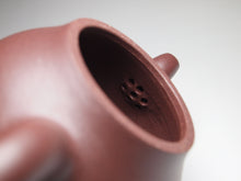 Load image into Gallery viewer, Lao Zini Panhu Yixing Teapot 老紫泥潘壶 150ml