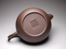 Load image into Gallery viewer, TianQingNi Pear Yixing Teapot, 天青泥梨型, 150ml