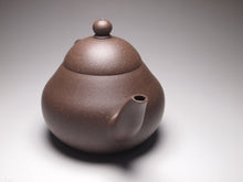 Load image into Gallery viewer, TianQingNi Pear Yixing Teapot, 天青泥梨型, 150ml