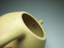 Load image into Gallery viewer, Benshan lüni 本山绿泥 Shipiao Yixing Teapot, 160ml