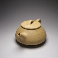 Load image into Gallery viewer, Benshan lüni 本山绿泥 Shipiao Yixing Teapot, 160ml