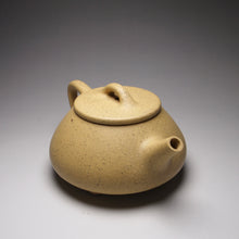 Load image into Gallery viewer, Benshan lüni 本山绿泥 Shipiao Yixing Teapot, 160ml