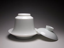 Load image into Gallery viewer, 150ml Master's Jingdezhen Porcelain Gaiwan