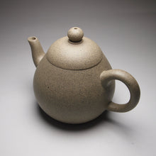 Load image into Gallery viewer, Qingduan Pear Yixing Teapot, 青段梨形壶, 175ml