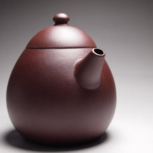 Load image into Gallery viewer, Lao Zini Dragon Egg Yixing Teapot, 老紫泥龙蛋壶, 195ml