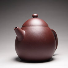 Load image into Gallery viewer, Lao Zini Dragon Egg Yixing Teapot, 老紫泥龙蛋壶, 195ml