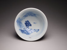 Load image into Gallery viewer, 120ml Fanggu Technique House and Tree Jihong and Qinghua Porcelain Teacup 青花霁红杯
