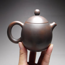 Load image into Gallery viewer, 140ml Dragon Egg Nixing Teapot 坭兴龙蛋壶 by Wu Sheng Sheng