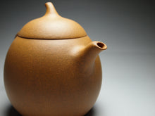 Load image into Gallery viewer, Huangjin Duan Eggplant Yixing Teapot, 黄金段茄段, 200ml