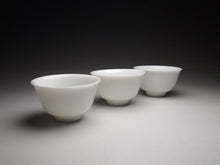 Load image into Gallery viewer, 20ml Tianbai Porcelain ChuTing Teacup 甜白初汀杯