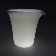 Load image into Gallery viewer, White wide Jingdezhen Porcelain Fair Cup / Tea Pitcher
