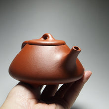 Load image into Gallery viewer, Hand-Picked Red Jiangponi Shipiao Yixing Teapot, 降坡红泥石瓢, 210ml
