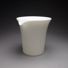 Load image into Gallery viewer, Wide Mouth Tianbaiyou Jingdezhen Porcelain Fair Cup 甜白釉陶瓷公道杯