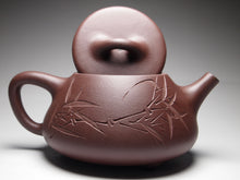 Load image into Gallery viewer, Dicaoqing Shipiao Yixing Teapot with Carvings of Bamboo, 底槽青石瓢, 220ml