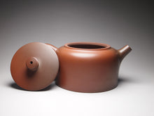 Load image into Gallery viewer, 250ml Dezhong Nixing Teapot by Li Wenxin 李文新坭兴德钟