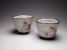 Load image into Gallery viewer, Four-sided Kitty Cat Kohiki style stoneware teacups, 50ml