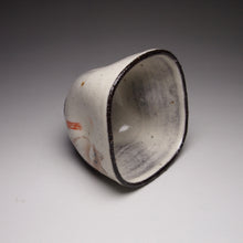 Load image into Gallery viewer, Four-sided Kitty Cat Kohiki style stoneware teacups, 50ml