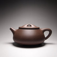 Load image into Gallery viewer, TianQingNi Big Shipiao Yixing Teapot, 天青泥大满瓢, 400ml