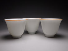 Load image into Gallery viewer, 40ml Flower Goddess Tianbai Jingdezhen Porcelain Teacup 甜白花神杯