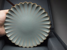 Load image into Gallery viewer, Scalloped Azure Ruyao Saucer