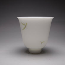Load image into Gallery viewer, Fencai Bamboo Leaf Jingdezhen Porcelain Teacup, 竹叶花神杯, 60ml
