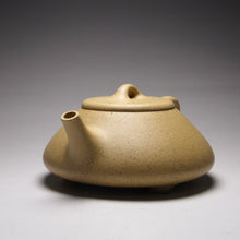 Load image into Gallery viewer, Benshan Lüni Ziye Shipiao Yixing Teapot 本山绿泥子冶石瓢 125ml